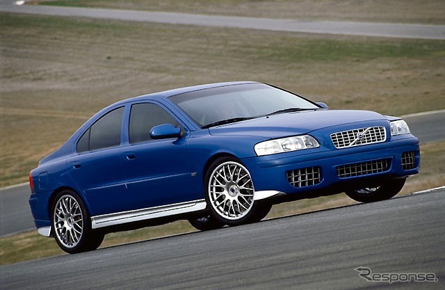 ボルボがここまで過激に---『PCC』が『S60』特別仕様として量産化!!