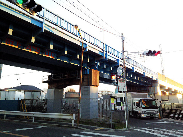 東京メトロ東西線「高谷第3架道橋」
