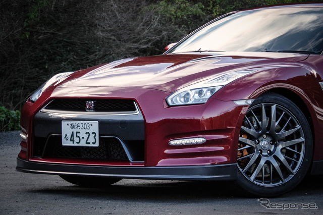 日産 GT-R 2015年モデル