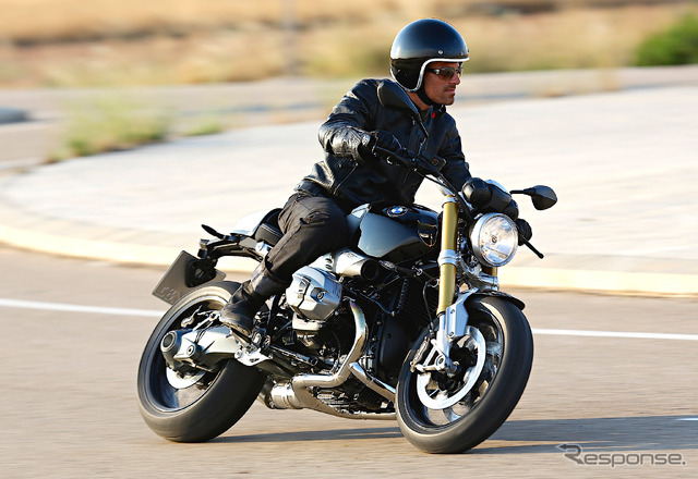 BMW R nineT