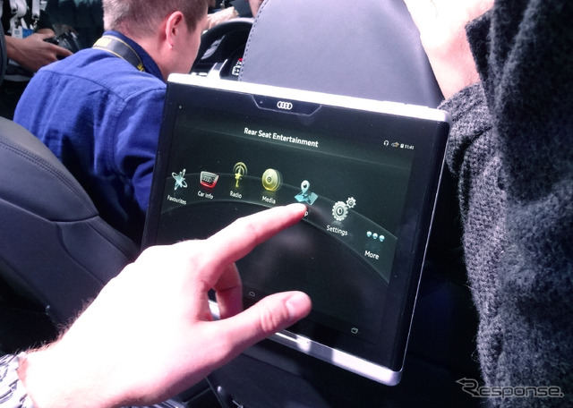 公開されたアウディ Q7 新型の内装(CES)