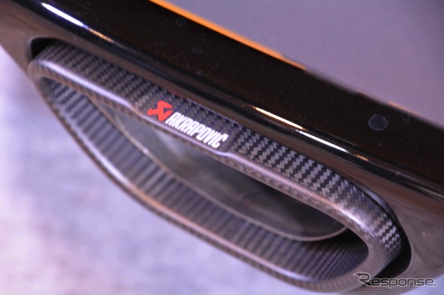 メガーヌ RS ルノー・スポール トロフィーS(東京オートサロン15)