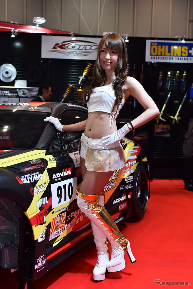 K-oneブース コンパニオン(東京オートサロン2015)