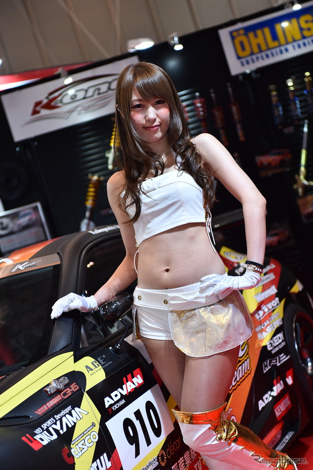 K-oneブース コンパニオン(東京オートサロン2015)