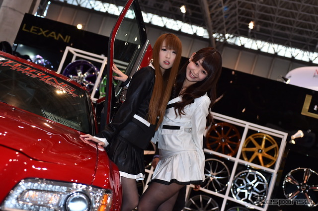 LEXANI JAPANブース コンパニオン（東京オートサロン2015）