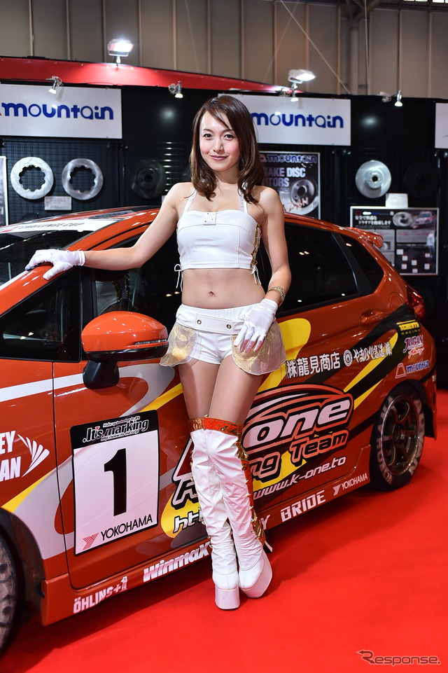 K-oneブース コンパニオン(東京オートサロン2015)