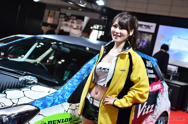 ラックブース コンパニオン(東京オートサロン2015)