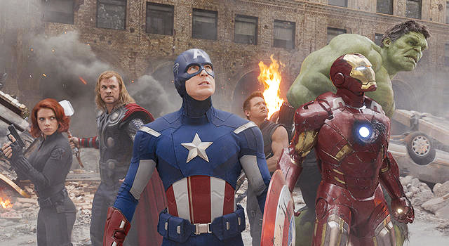 『アベンジャーズ』 TM&-(C) 2012 Marvel & Subs.