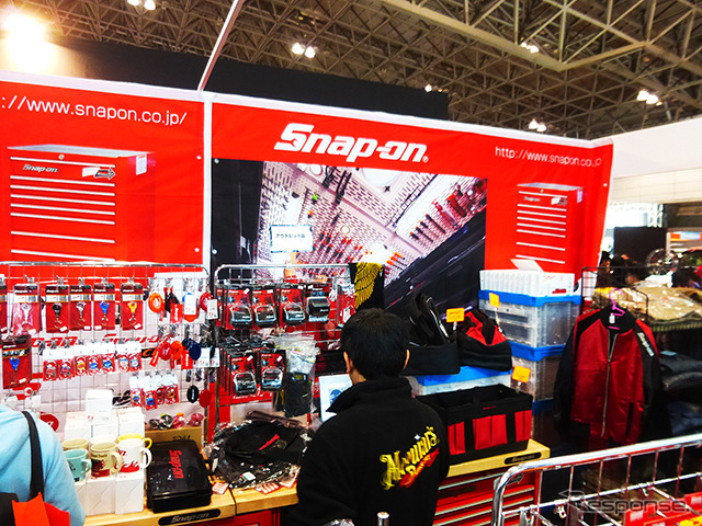 スナップオンツールズ(東京都江東区)のブース(東京オートサロン2015/幕張メッセ)