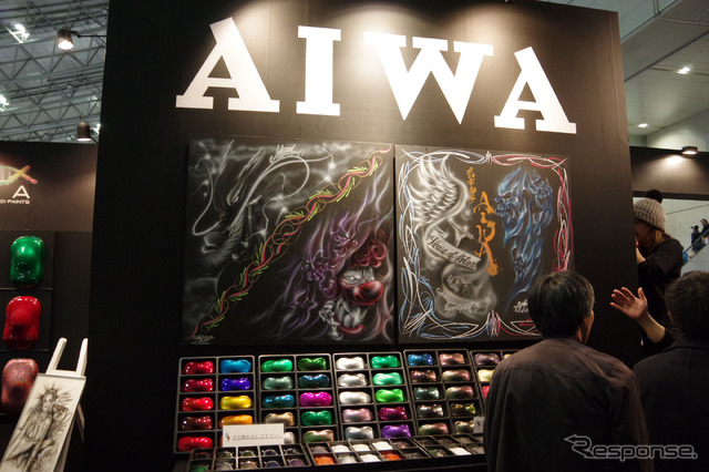 毎年、過激なコンパニオンの登場で話題となるアイワ(東京オートサロン15)
