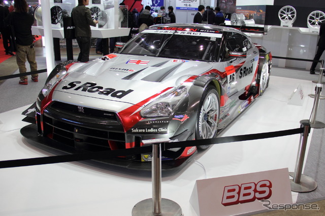 S Road MOLA GT-R