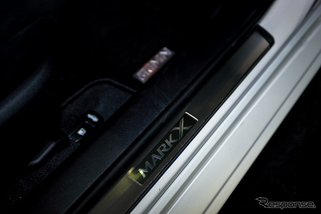 トヨタ マークX GRMN (東京オートサロン15)