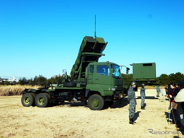 発射機（LC）　（2015年1月11日、千葉県船橋市・習志野駐屯地陸上自衛隊「降下訓練始め」）