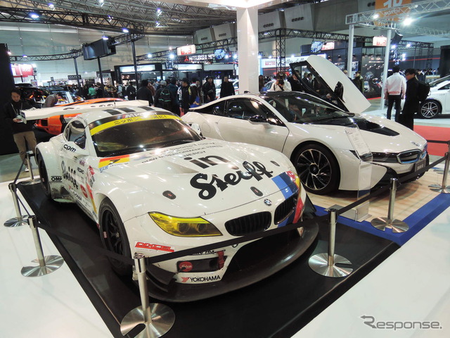 BMW Z4 GT3とi8(東京オートサロン15)
