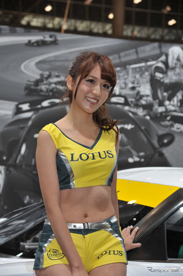 ロータスブース コンパニオン(東京オートサロン2015)