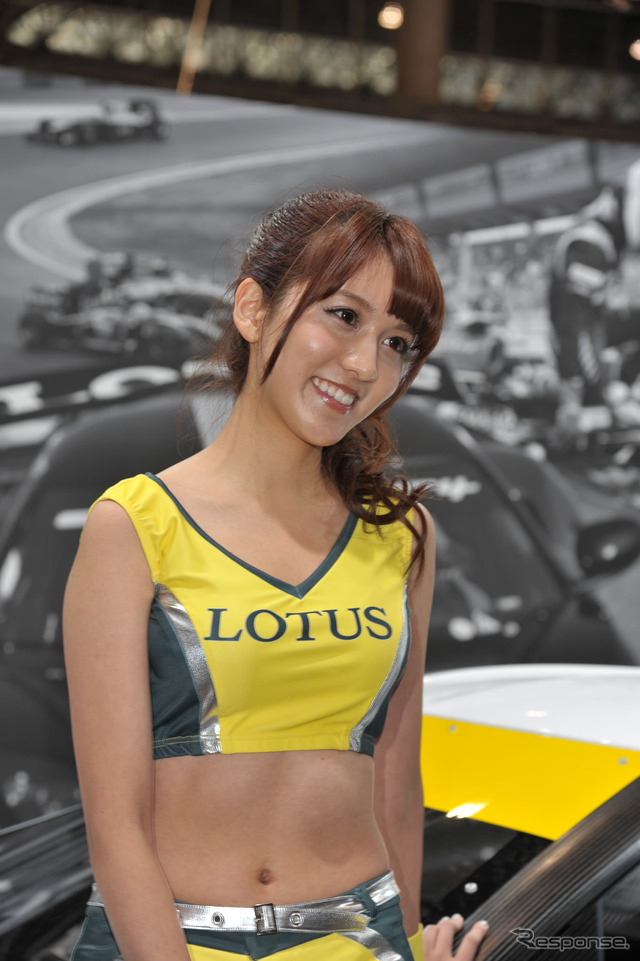 ロータスブース コンパニオン(東京オートサロン2015)
