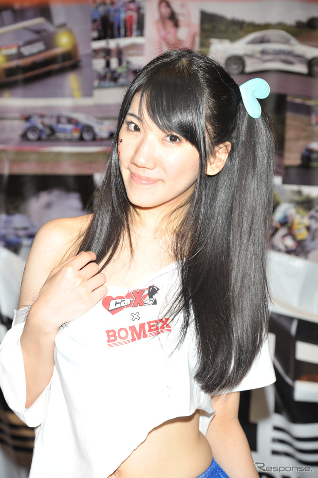 BOMEXブース コンパニオン（東京オートサロン2015）