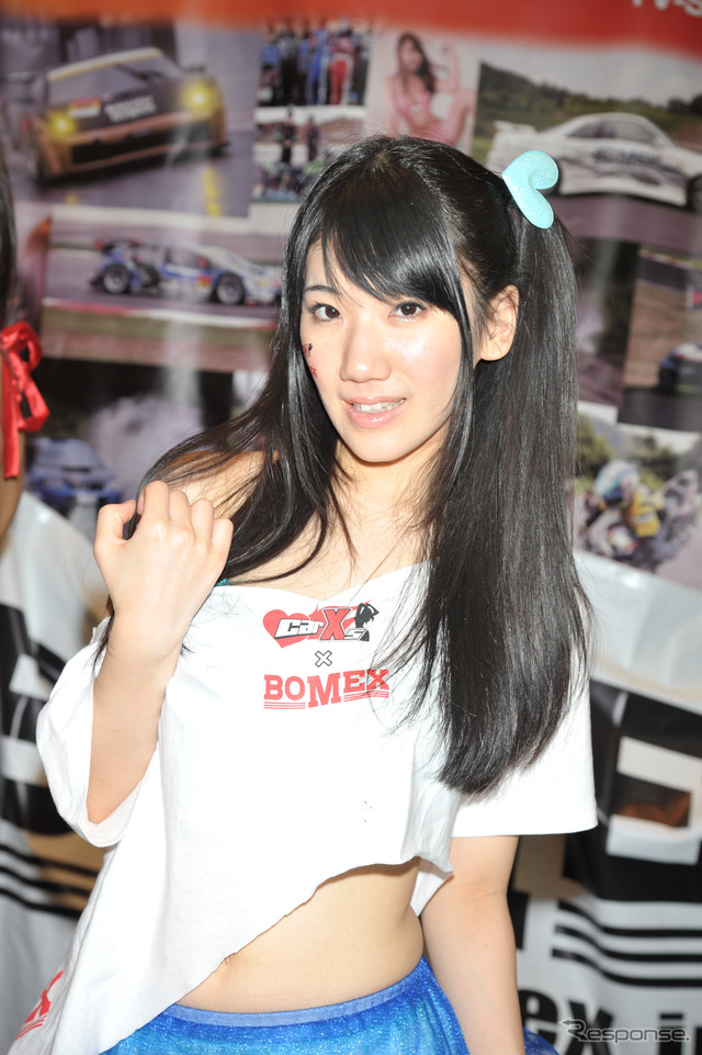 BOMEXブース コンパニオン（東京オートサロン2015）