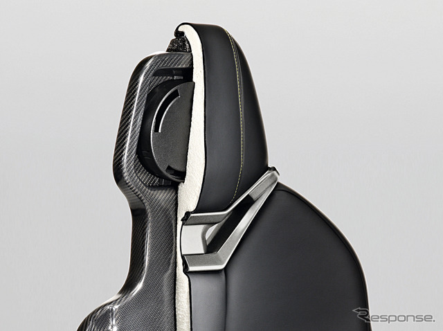 Sport Seat Platform(2013年フランクフルトショー)