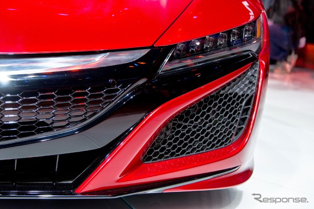 アキュラ NSX（デトロイトモーターショー15）