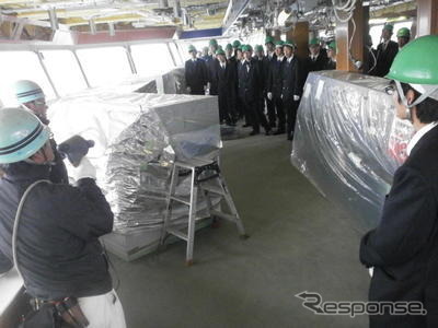 日本郵船が商船系の学生を招いて新来島どっく大西工場で建造船の見学会を実施