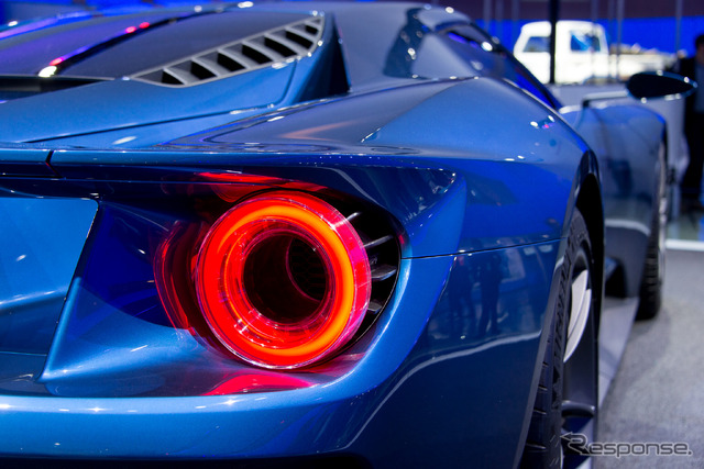 フォード GT(デトロイトモーターショー15)