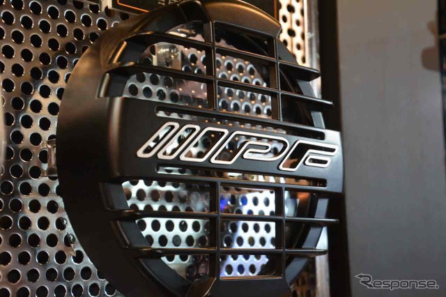 IPF 900XLSのアクセサリー(東京オートサロン15)