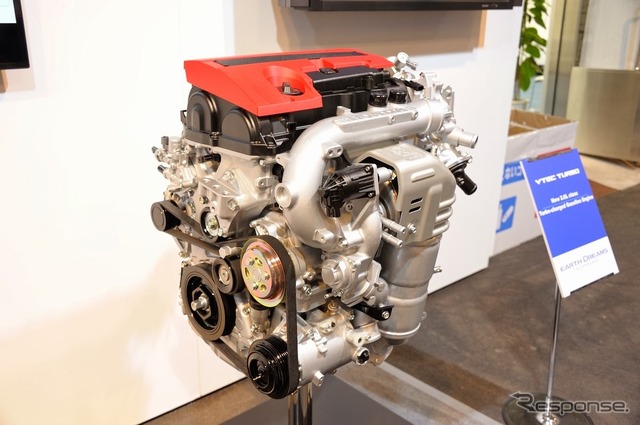 2リットル VTECターボエンジン（資料画像）