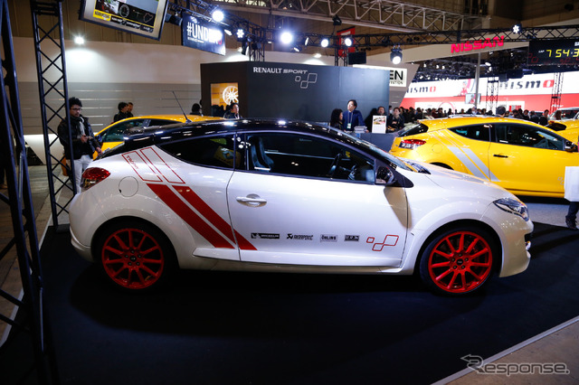 ルノー メガーヌ ルノー・スポール トロフィーR(東京オートサロン2015)