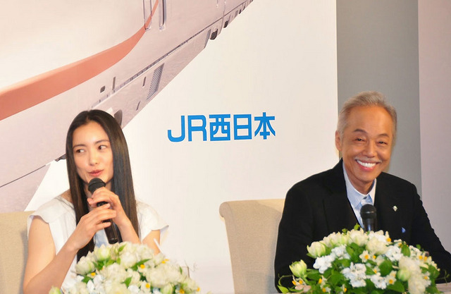 仲間由紀恵&谷村新司/北陸新幹線開通(JR西日本)CM曲「北陸ロマン」制作発表会見