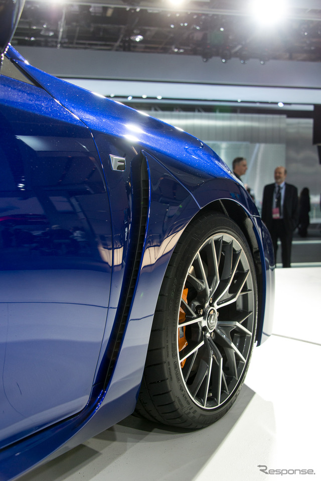 レクサス GS F(デトロイトモーターショー15)