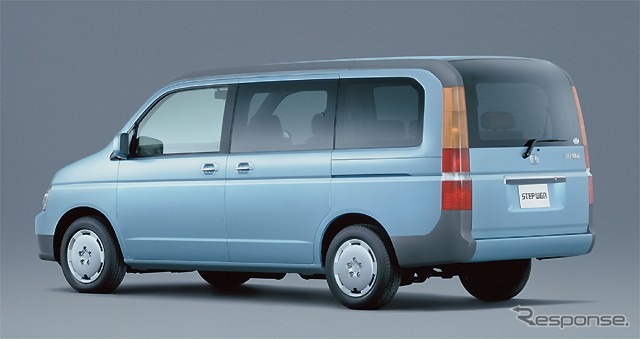 【新型ホンダ『ステップワゴン』出た!】停まってるときは箱デザイン、走るとクルマ