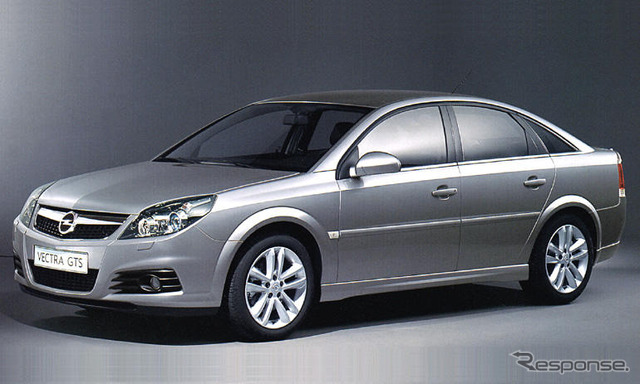 2006年モデルの オペル ベクトラ GTS を発表