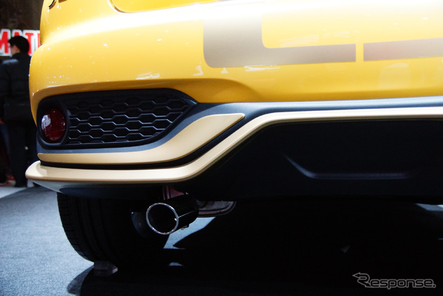 日産 ジューク パーソナライゼーション アドバンスド コンセプト(東京オートサロン15)