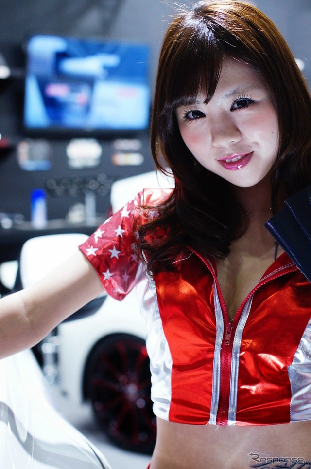 AMSブース コンパニオン(東京オートサロン2015)