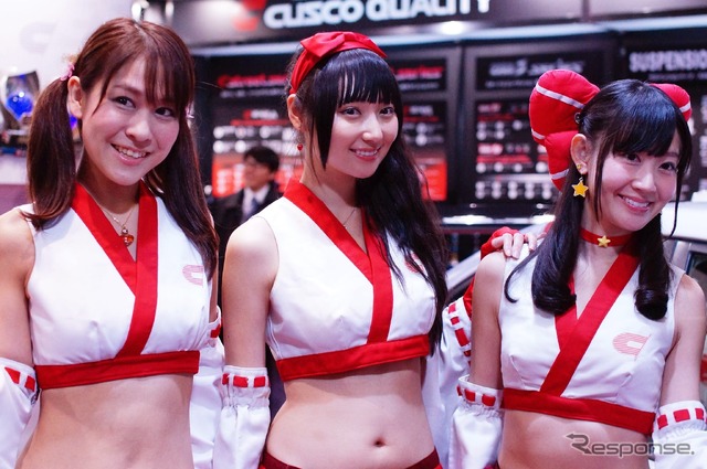 クスコブース コンパニオン(東京オートサロン2015)