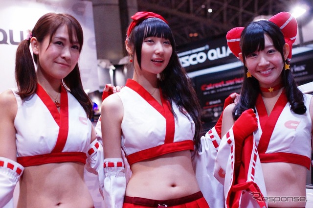 クスコブース コンパニオン(東京オートサロン2015)