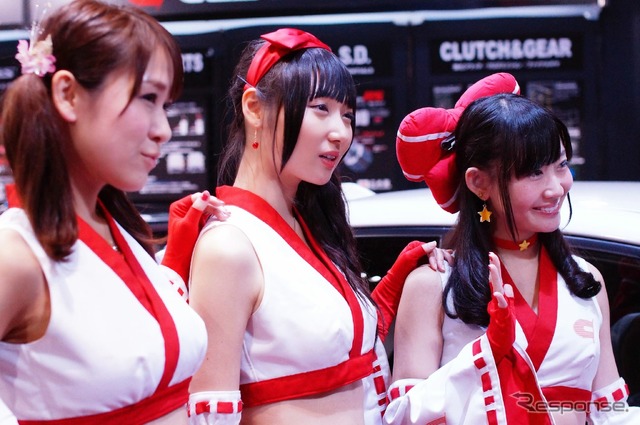 クスコブース コンパニオン(東京オートサロン2015)