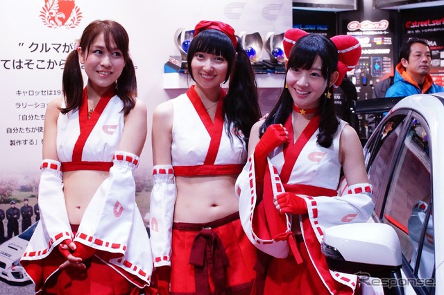 クスコブース コンパニオン(東京オートサロン2015)