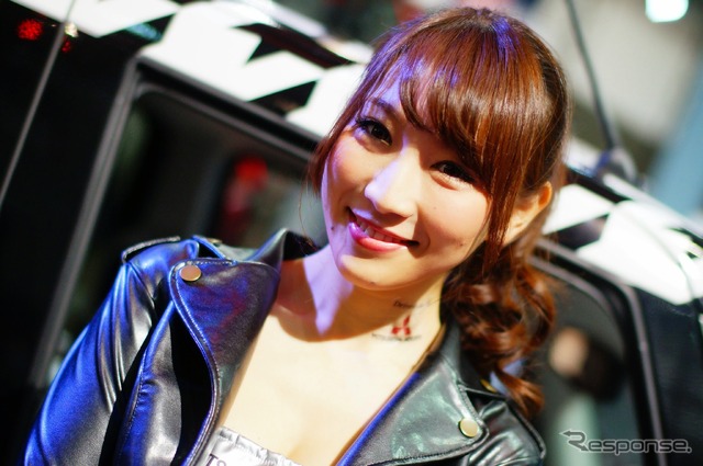 三菱ブース コンパニオン(東京オートサロン2015)