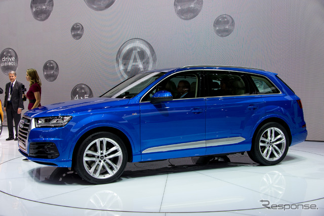 アウディ 新型Q7(デトロイトモーターショー15)