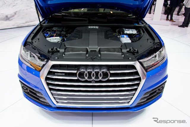 アウディ 新型Q7(デトロイトモーターショー15)