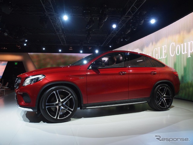 メルセデスベンツ GLE 450 AMGクーペ 4マチック(デトロイトモーターショー15)