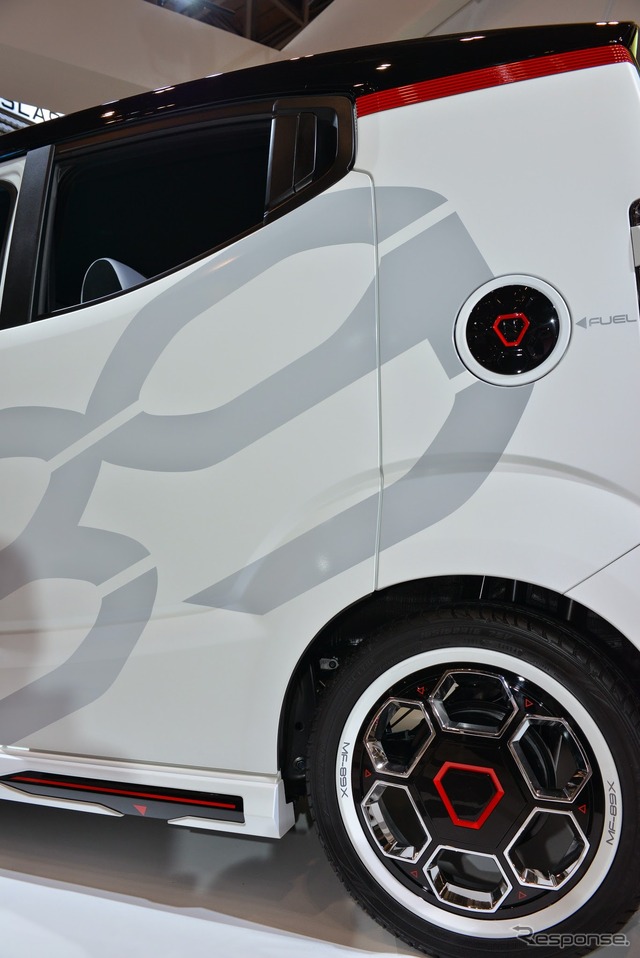 ホンダ CYBER CONCEPT N-BOX SLASH Code:89(東京オートサロン2015)