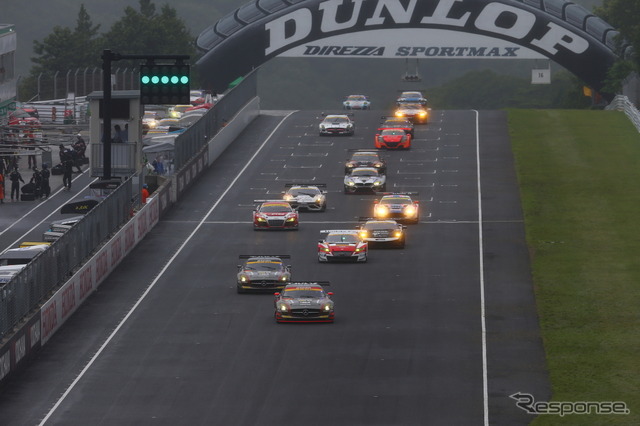 2014年のSUPER GT 第4戦 スポーツランドSUGO