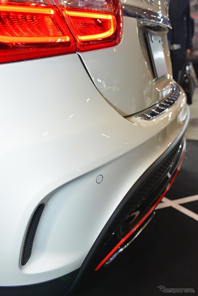 メルセデスベンツ GLA45 AMG(東京オートサロン2015)