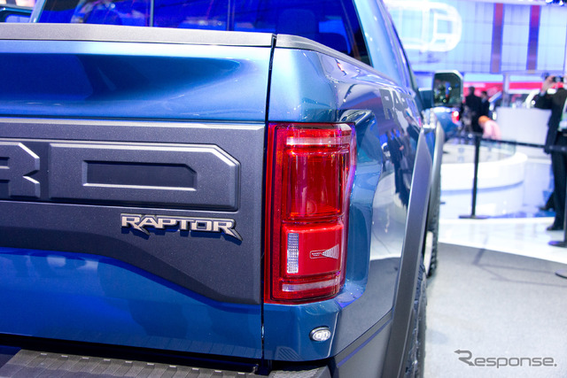 フォード F150 ラプター(デトロイトモーターショー15)
