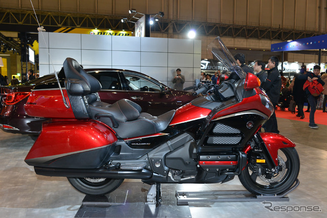 ホンダ ゴールドウイングSE(東京オートサロン15)