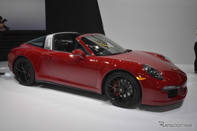 ポルシェ 911タルガ4 GTS(デトロイトモーターショー15)
