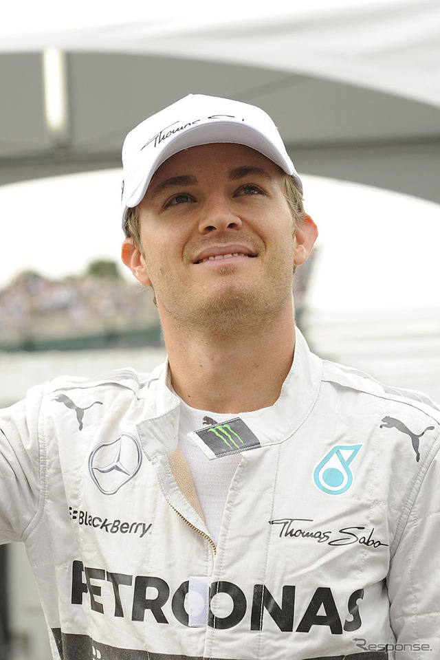 メルセデスのロズベルグ ※2014年F1日本グランプリにて撮影